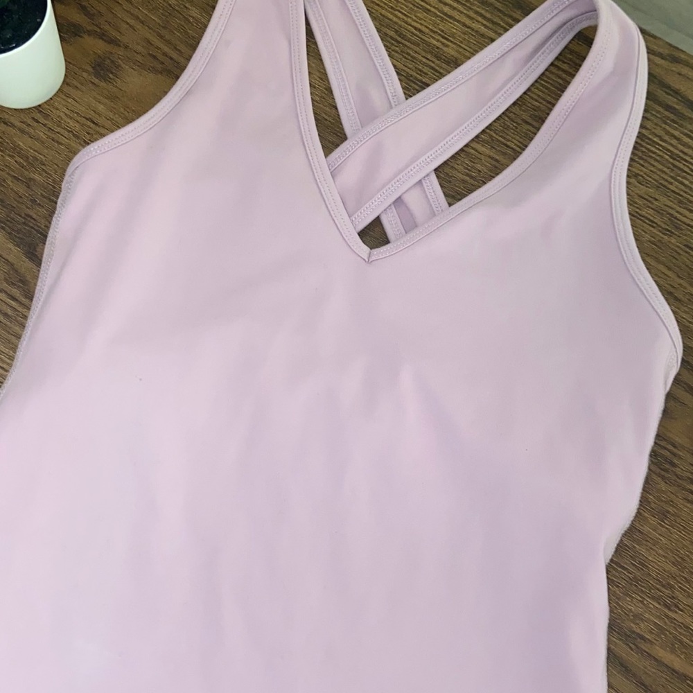 Workout Top - Picture 2 of 3